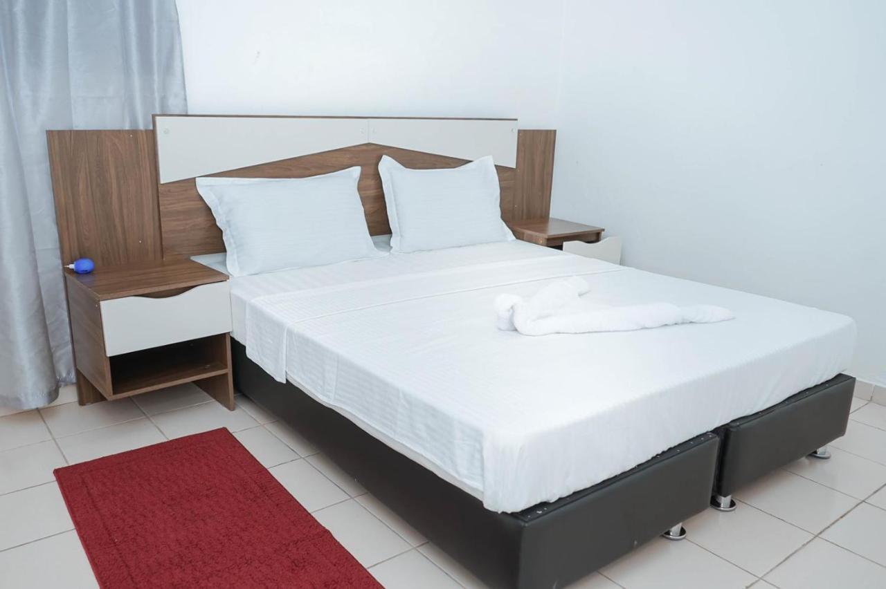 Les Residences De La Providence - Appart Hotel Yaoundé Buitenkant foto