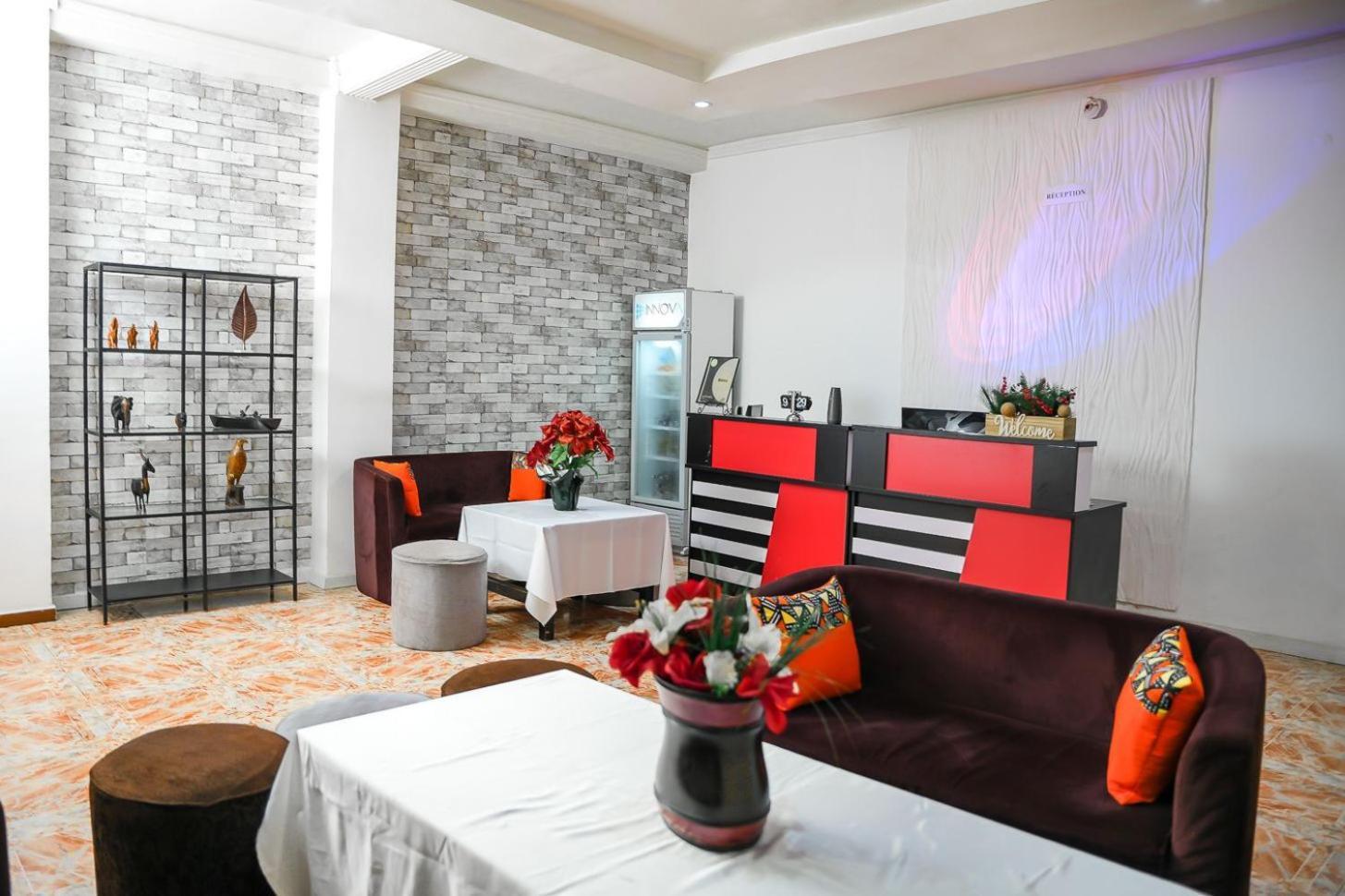 Les Residences De La Providence - Appart Hotel Yaoundé Buitenkant foto